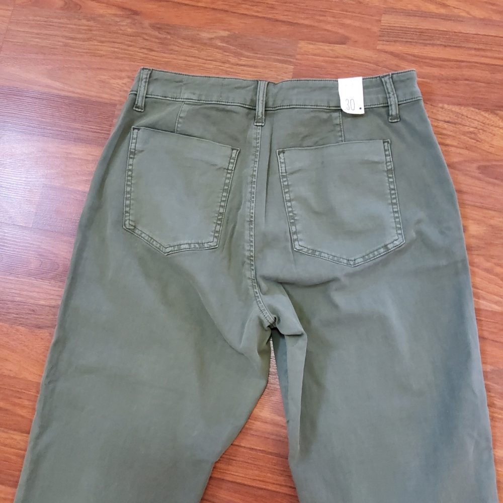 Cosmic Blue Love Crop Pant Command Green NWT - Picture 4 of 13